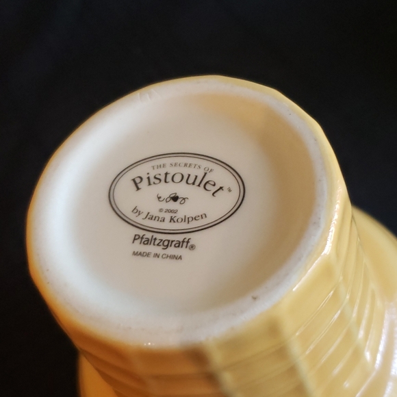 Pistoulet Cup and Plate.  Set of Two each. - Picture 5 of 7